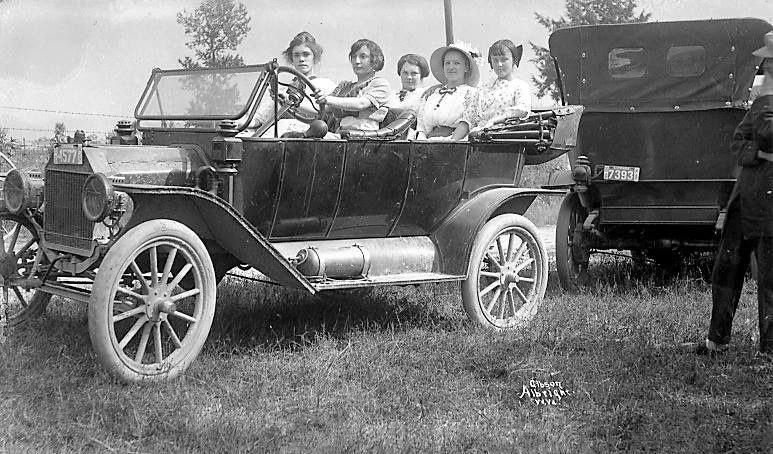 cars and girls forum vintage