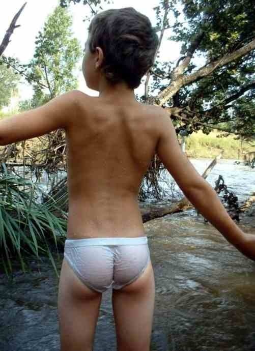 boys bums pictures of